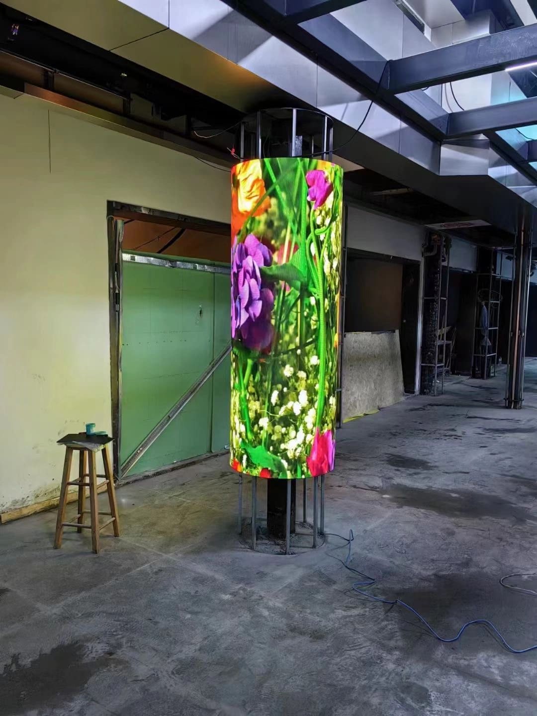 cylinder led display showroom